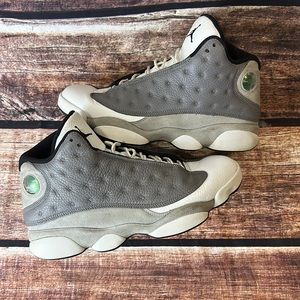Jordan 13 atmosphere Grey